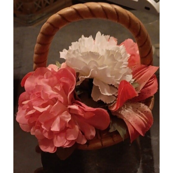 Small Ceramic Basket With Silk Pink And White Carnations - Picture 2 of 2